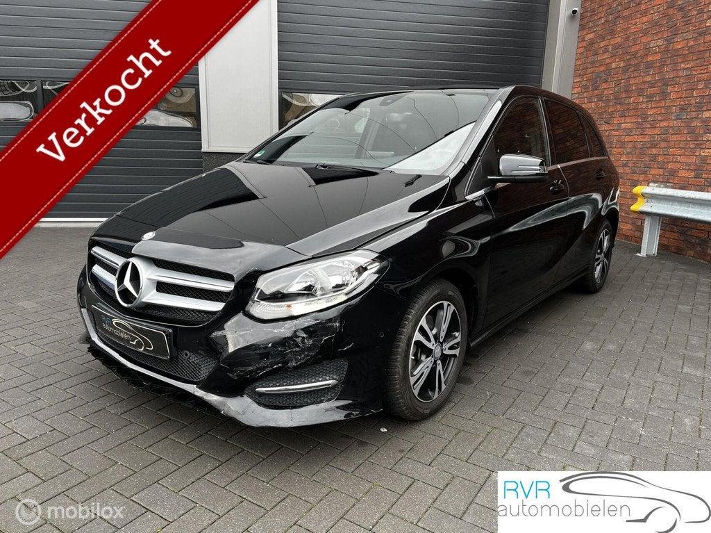 Mercedes B-klasse 180 LEER/NAVI/CRUISE/PDC/SCHADE, Autos, Mercedes-Benz, Achat, 1295 kg, Noir, 5 places