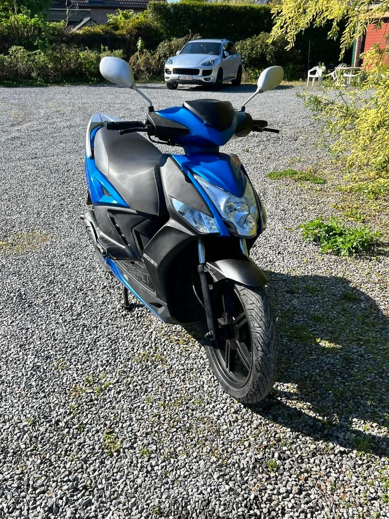 Kymco 16+ 2t a klas 2017 uitstekende staat volledig rijklaar, Vélos & Vélomoteurs, Scooters | Kymco, Comme neuf, Classe A (25 km/h)