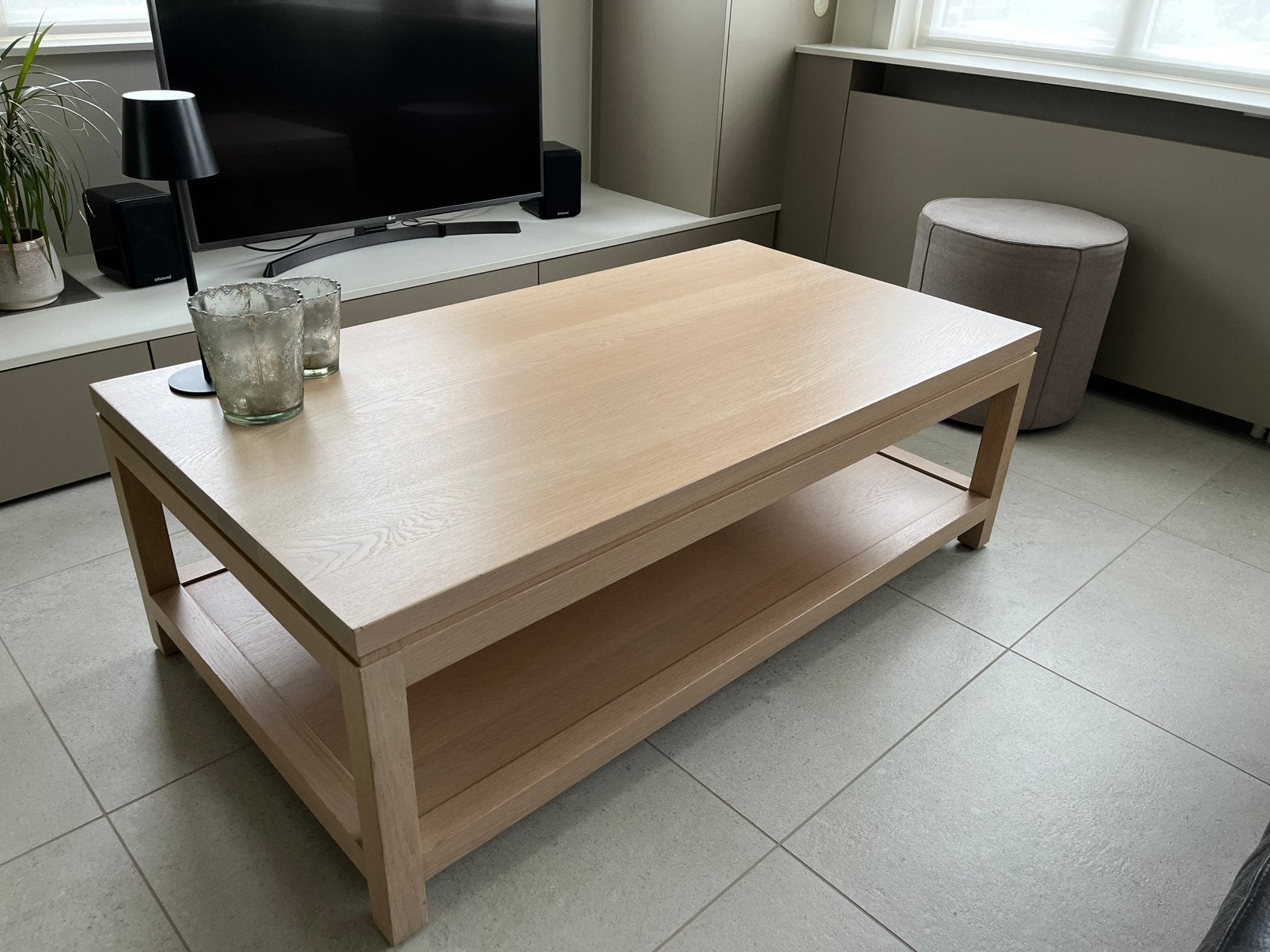 Table basse en chêne massif, Maison & Meubles, 100 à 150 cm, Comme neuf, Enlèvement, 50 à 100 cm