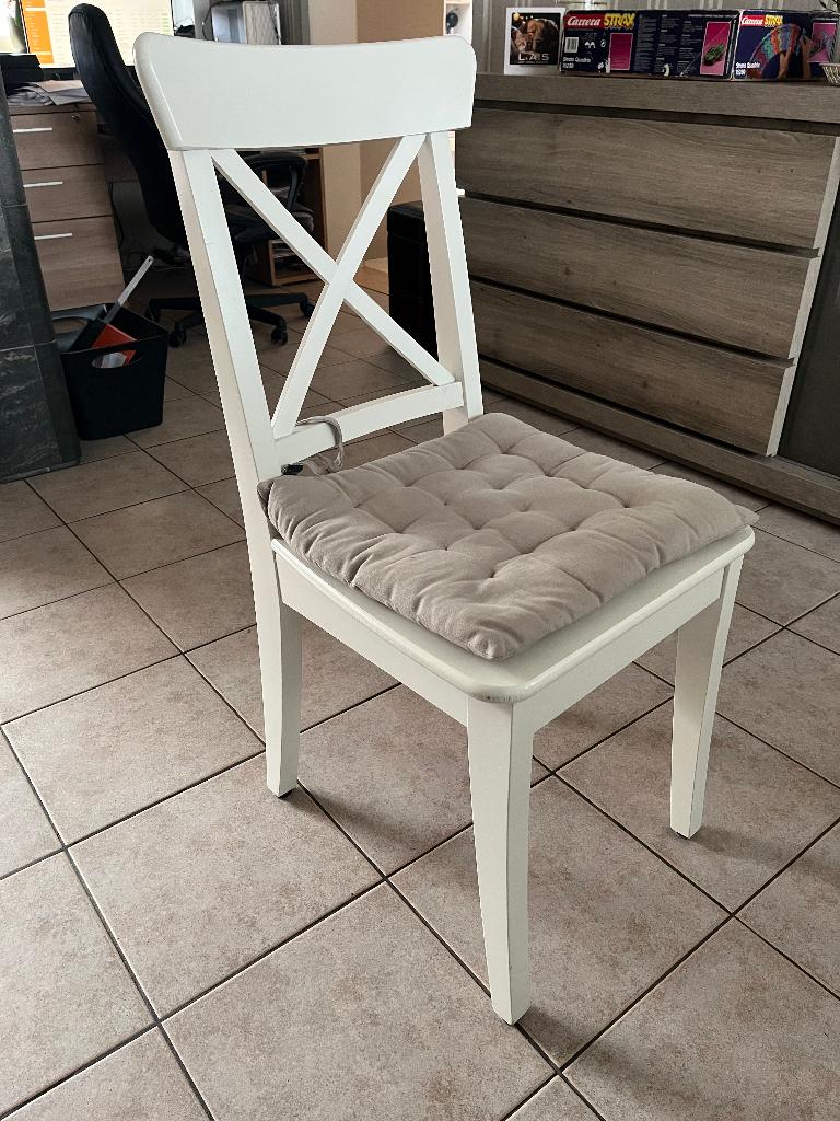 keukenstoelen, Huis en Inrichting, Stoelen, Ophalen, Zo goed als nieuw, Wit, Hout