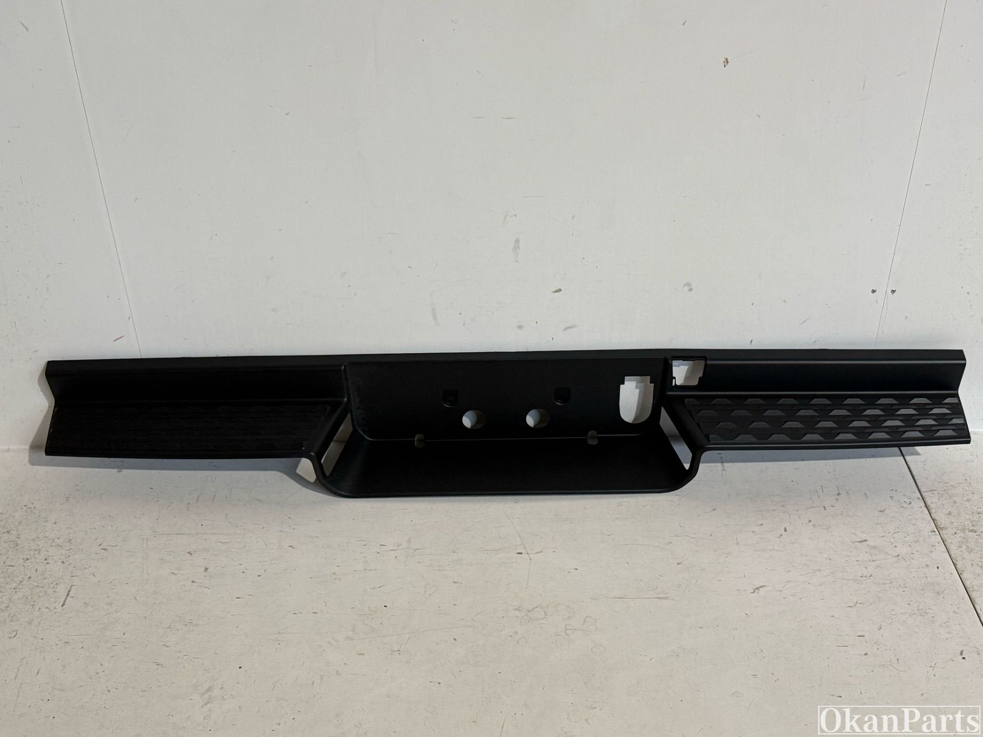 Dodge Ram achterbumper opstaplijst, Gebruikt, Achter, Bumper