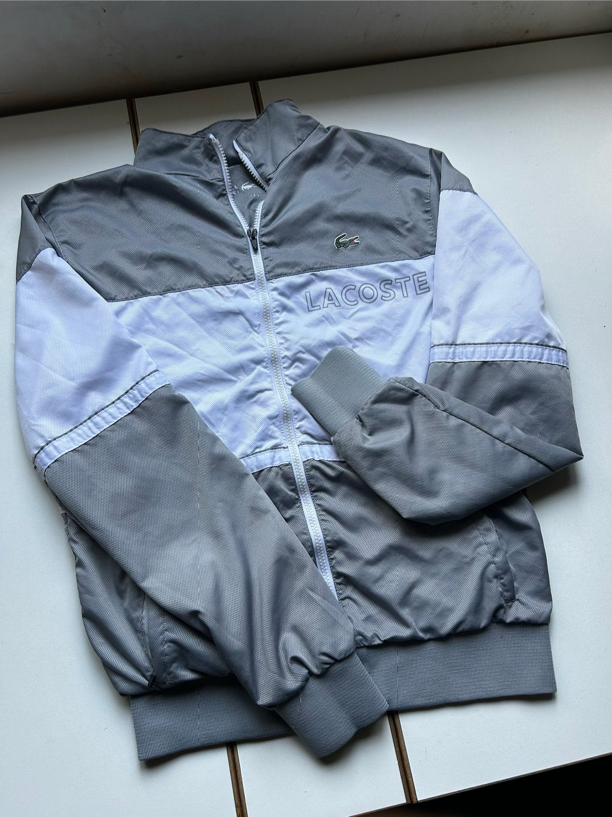 Survêtement Lacoste Vintage S, Kleding | Dames, Wit, Overige typen, Ophalen of Verzenden, Zo goed als nieuw