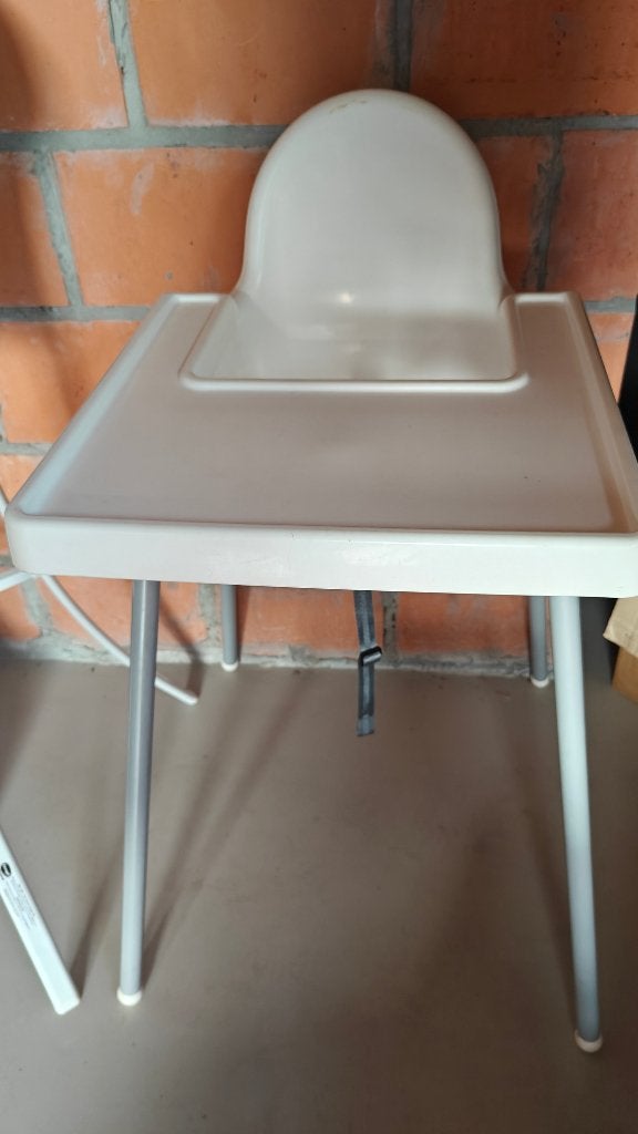Ikea hoge stoel kind - met tafeltje, Ophalen, Gebruikt