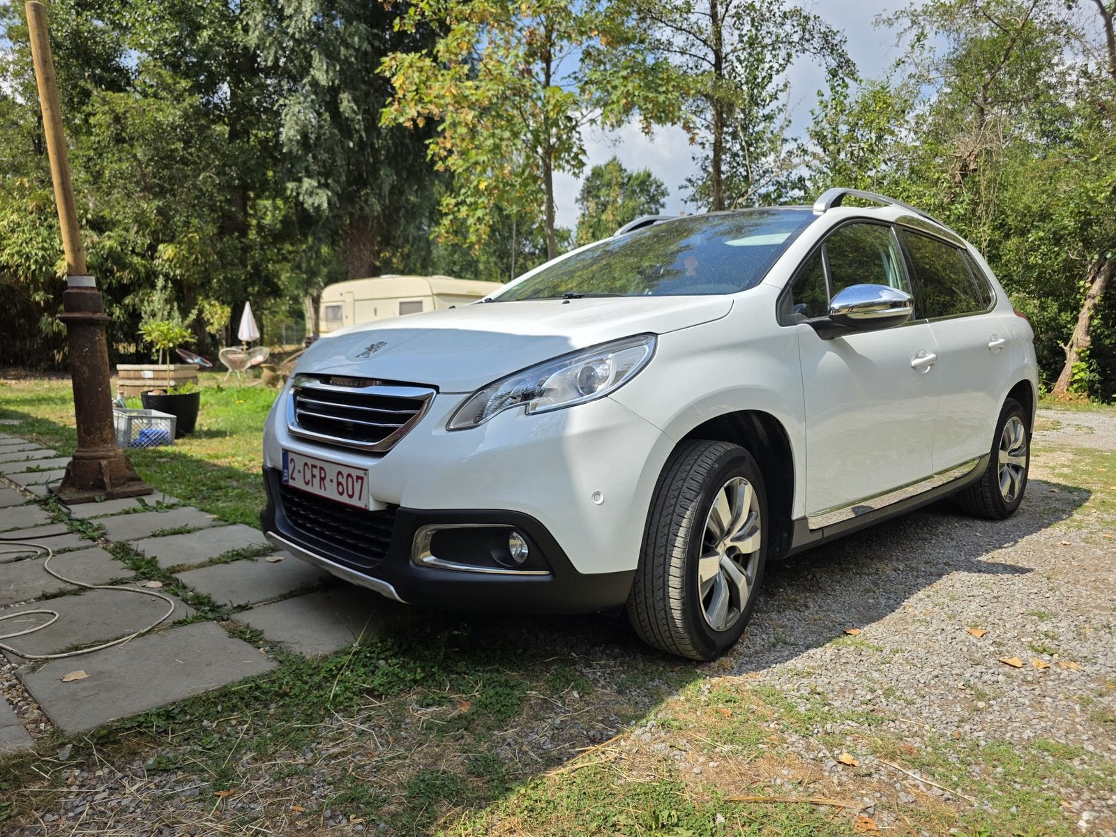 Peugot 2008 bj 2016. Wit 5 deurs met panoramadak., Zwart, Leder en Stof, Wit, Parkeersensor