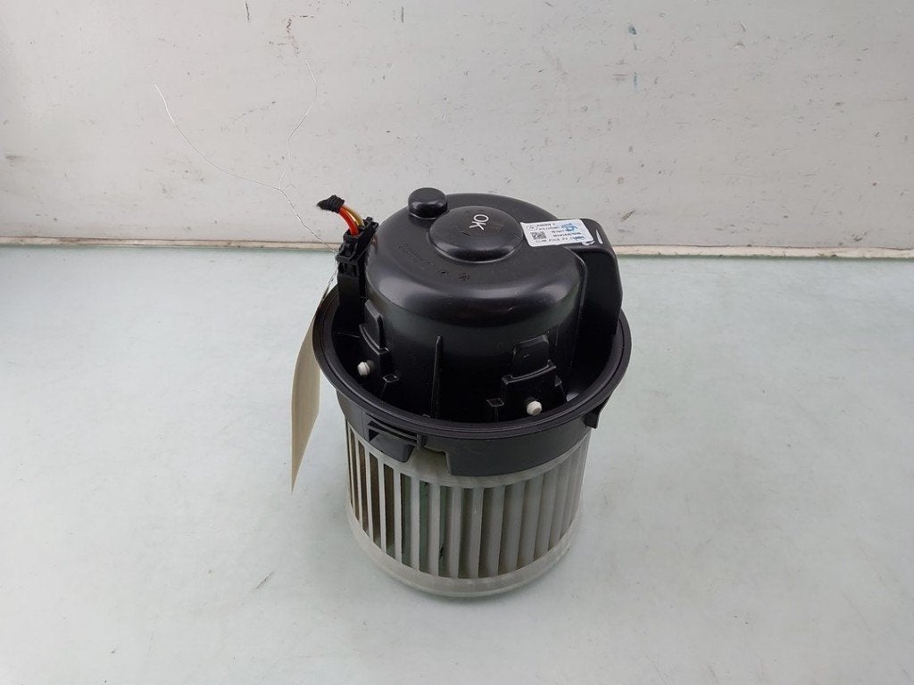 KACHEL VENTILATORMOTOR Opel Corsa F (UB / UH / UP), Gebruikt, Opel, Opel Automobile GmbH, Kontakt-opel@opel.com