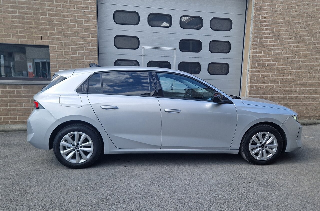 Opel Astra 1.2 Turbo Edition, Auto's, 0 kg, 0 cilinders, 0 kg, Bedrijf