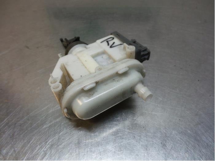 Moteur verrouillage centrale des portes d'un Volkswagen Pass, Volkswagen, -, Utilisé, -