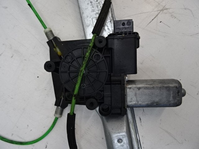 MOTEUR LEVE VITRE ELECTRIQUE AVANT DROIT Opel Corsa D, Utilisé, Droite, Opel