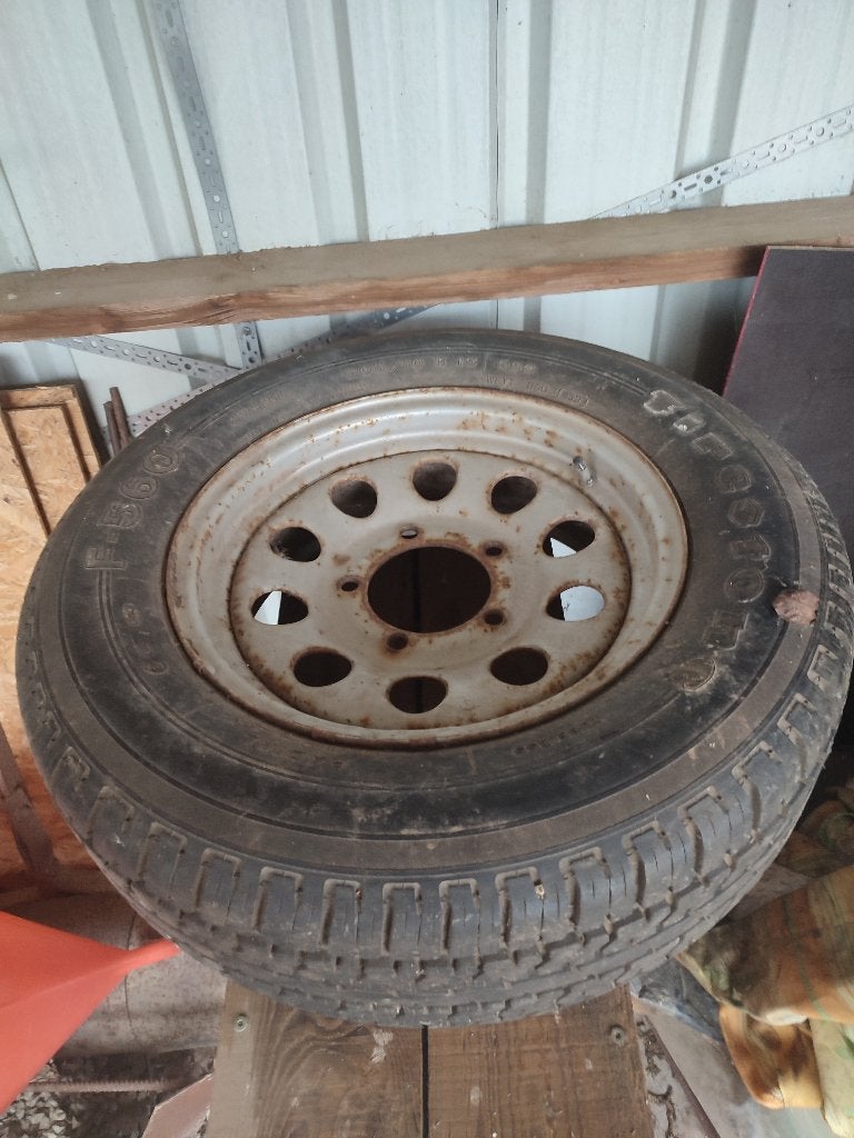 Roue secours Suzuki Samurai, 15 pouces, Pneus et Jantes, 205 mm, Enlèvement