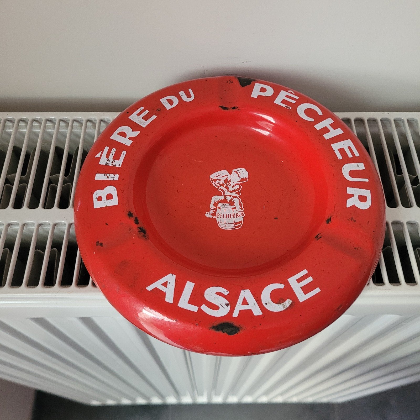 cendrier émaillée bière pêcheur Alsace, Collections