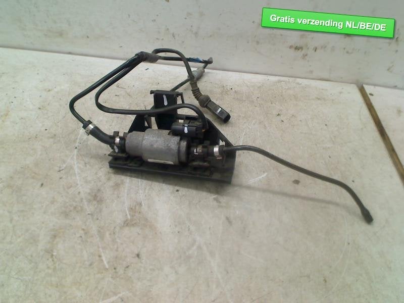 BRANDSTOFPOMP STANDKACHEL Volkswagen T-Roc I (5Q0919087AH), Auto-onderdelen, Gebruikt, Volkswagen, Volkswagen AG, Kundenbetreuung@volkswagen.de