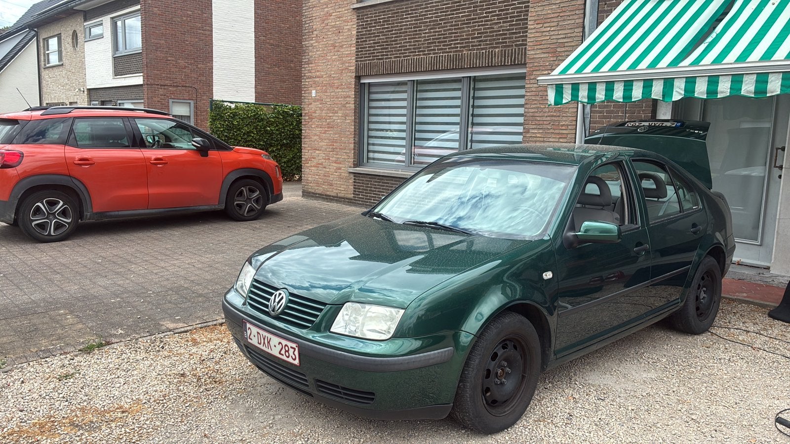Volkswagen bora groen, Autos, Volkswagen, Particulier, Bora, Airbags, Essence, Euro 4, Berline, 5 portes, Boîte manuelle, Vert