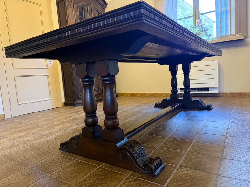 Eiken Dressoir en vitrinekast Louis XIV + tafel Louis XIII, Antiek en Kunst, Ophalen