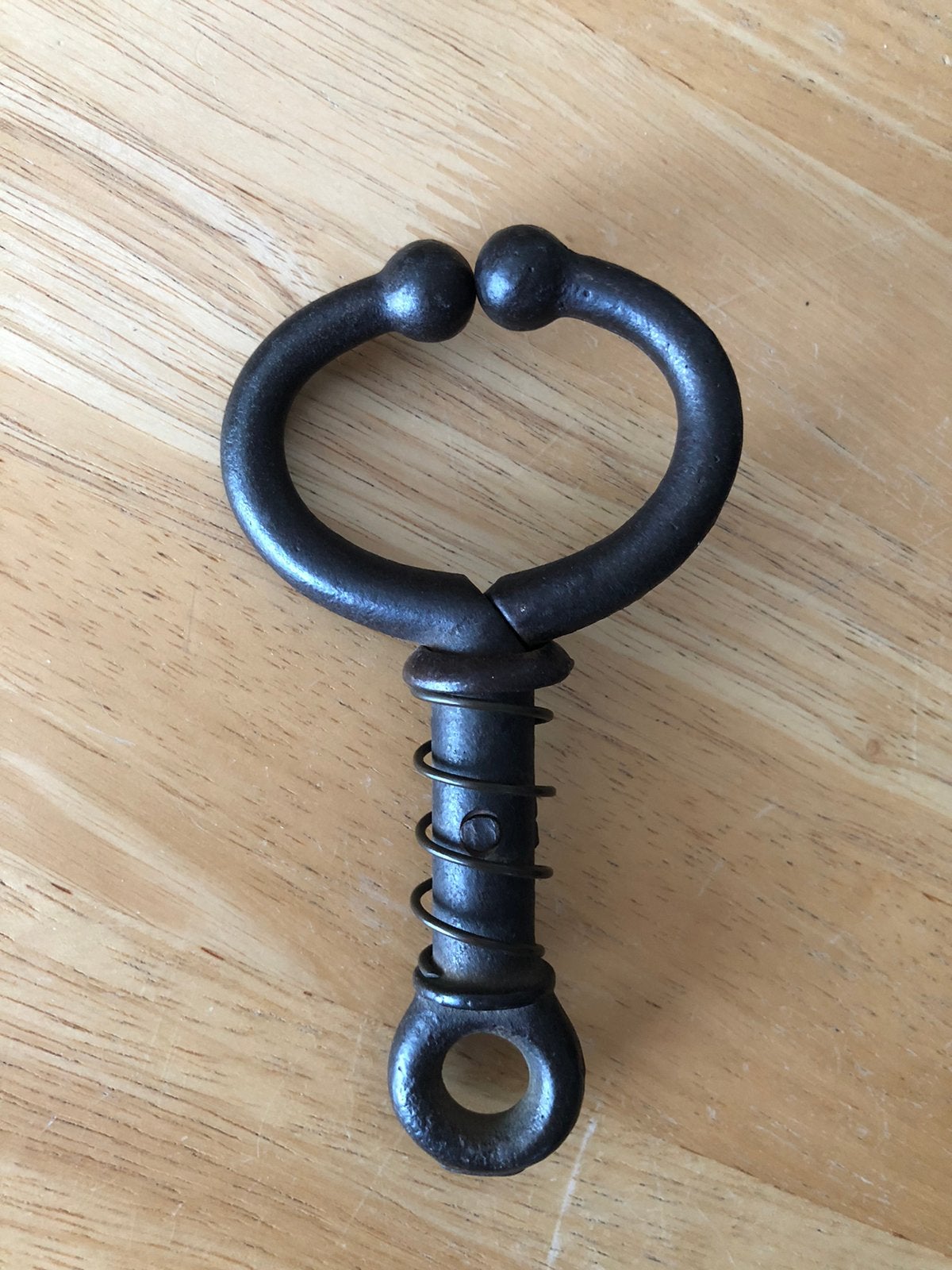 Ancienne mouchette à bovin, pince nez, Enlèvement ou Envoi