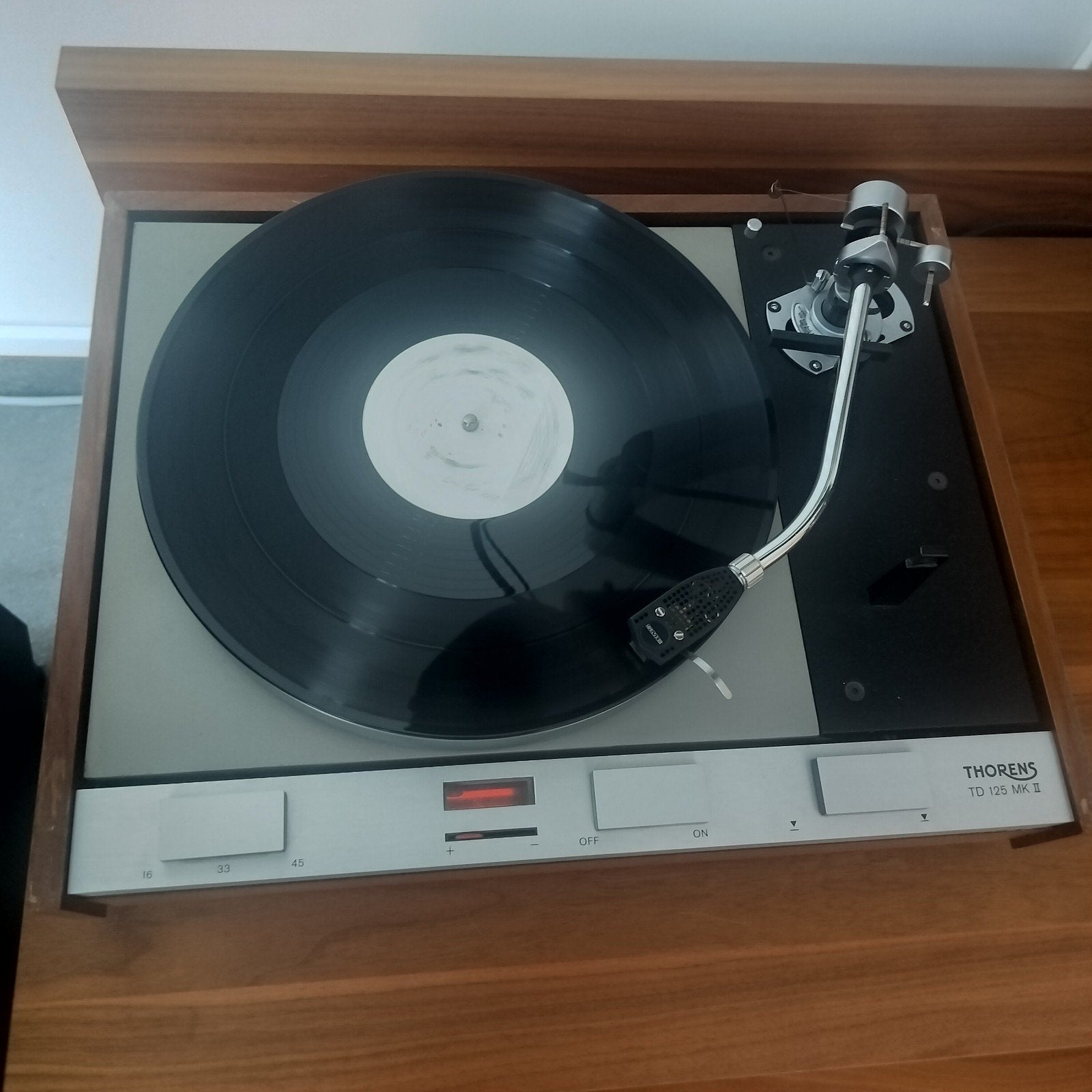 Thorens TD 125, TV, Hi-fi & Vidéo, Tourne-disques, Enlèvement, Utilisé, Tourne-disque, Thorens