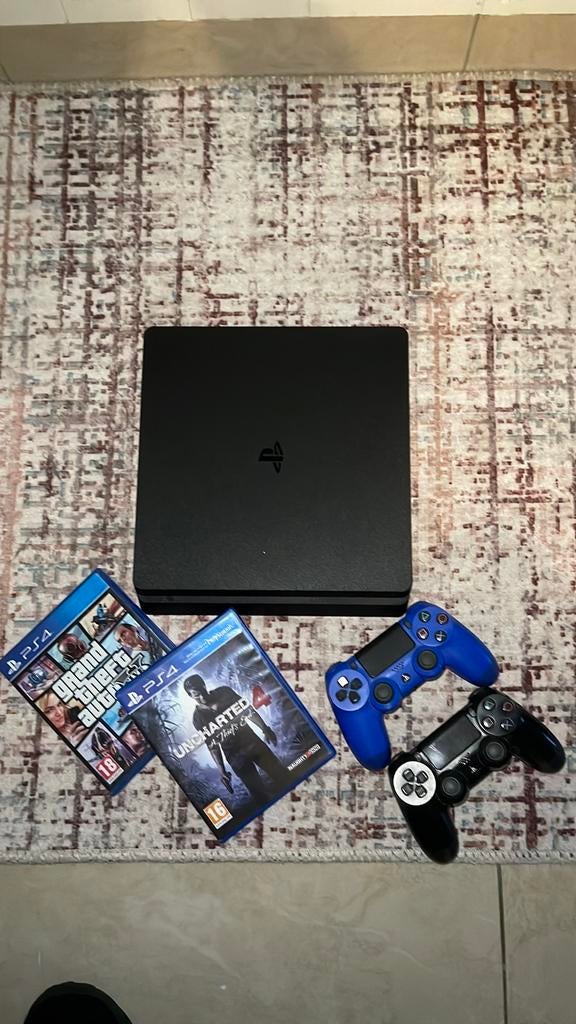 PS4 slim, Games en Spelcomputers, Ophalen, Met 2 controllers, 1 TB, Slim
