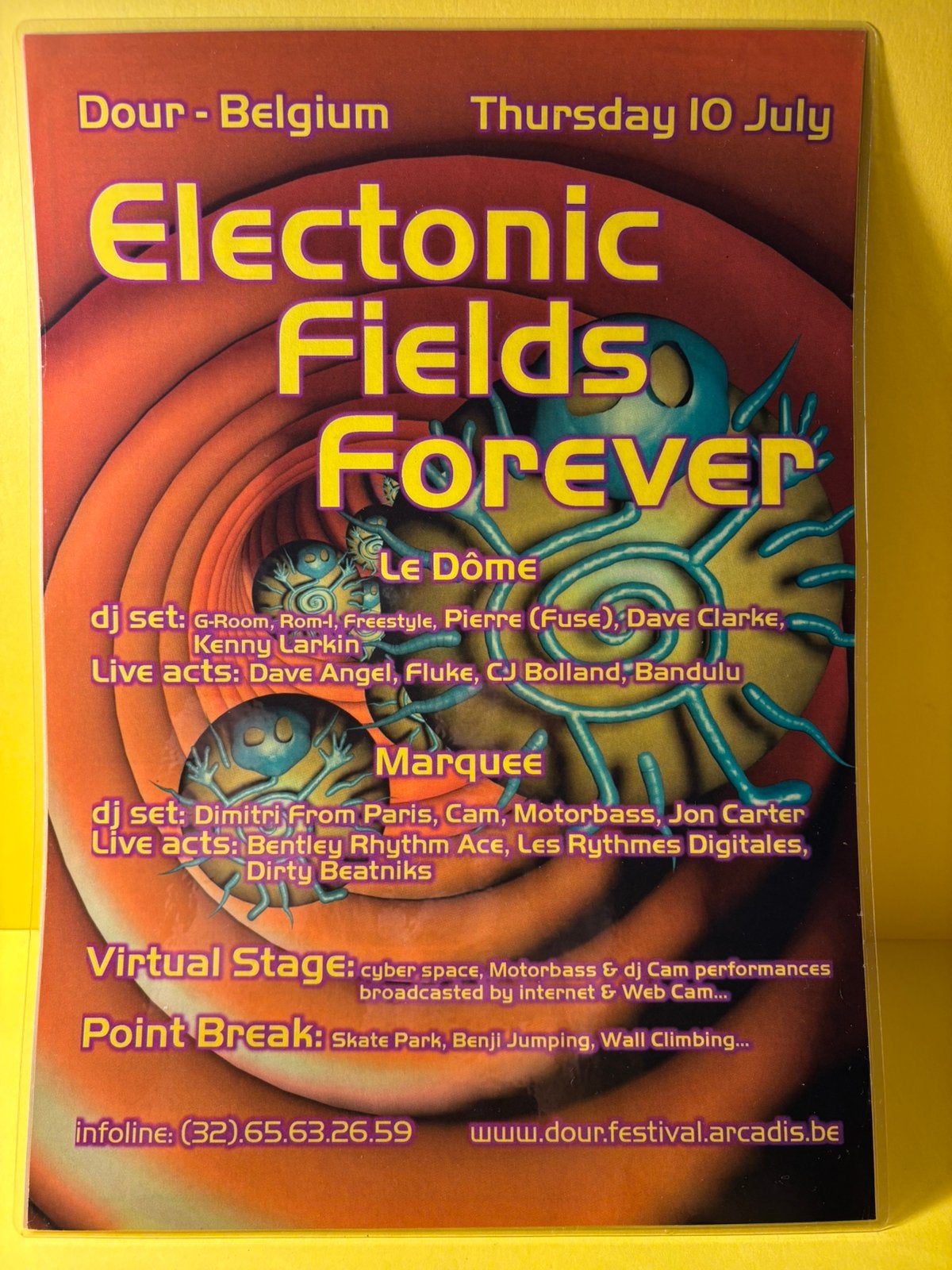 Electonic fields forever - le dôme / A4 formaat 90’s, Verzamelen, Ophalen, Zo goed als nieuw