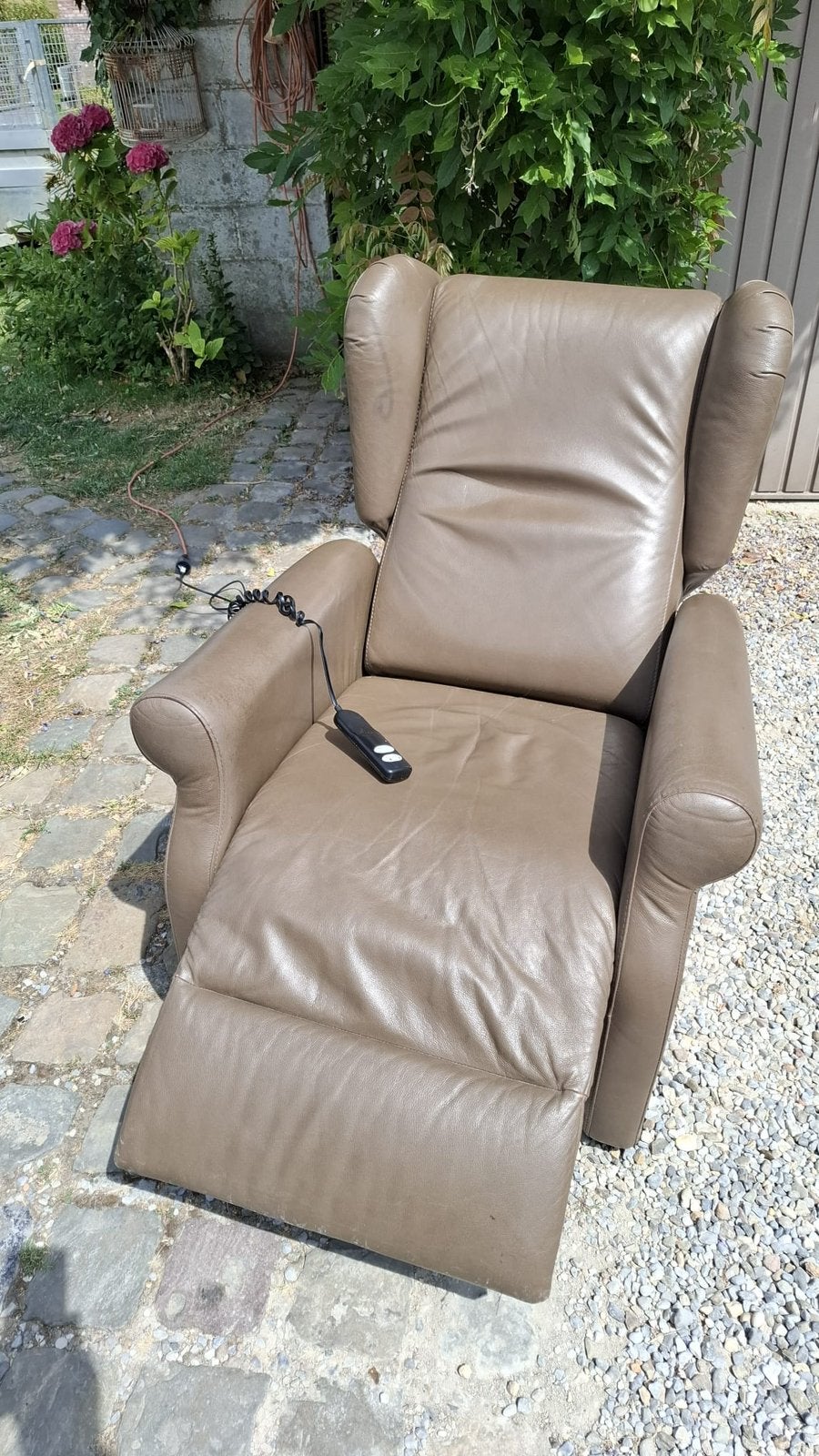 Magnifique relax électrique taupe château d’axe, Huis en Inrichting, Ophalen