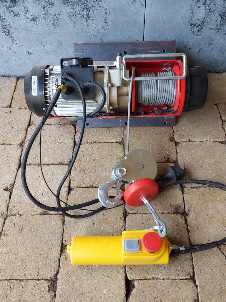 Elektrische Takel, Doe-het-zelf en Bouw, Lieren en Takels, Ophalen, Zo goed als nieuw, Elektrisch