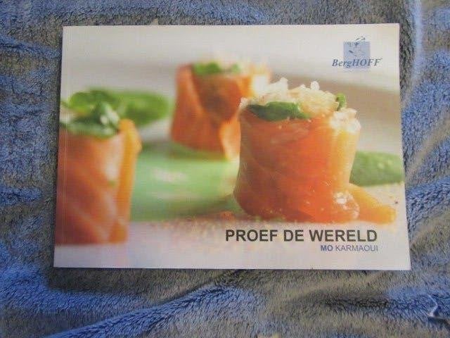 Kookboek : Proef de Wereld -- Mo Karmaoui - BergHOFF - 2004, Boeken, Gelezen, Mo Karmaoui, Ophalen of Verzenden, Overige gebieden