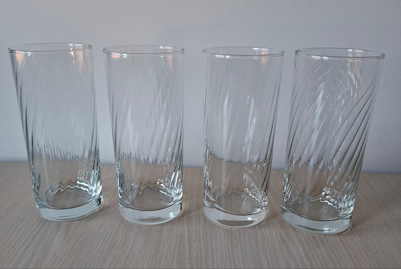4 longdrinkglazen, Ophalen