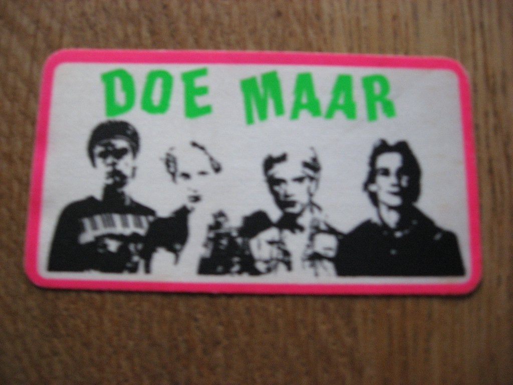 Doe Maar Muziekgroep Sticker Satijn, Collections, Enlèvement ou Envoi, Neuf, Autres types