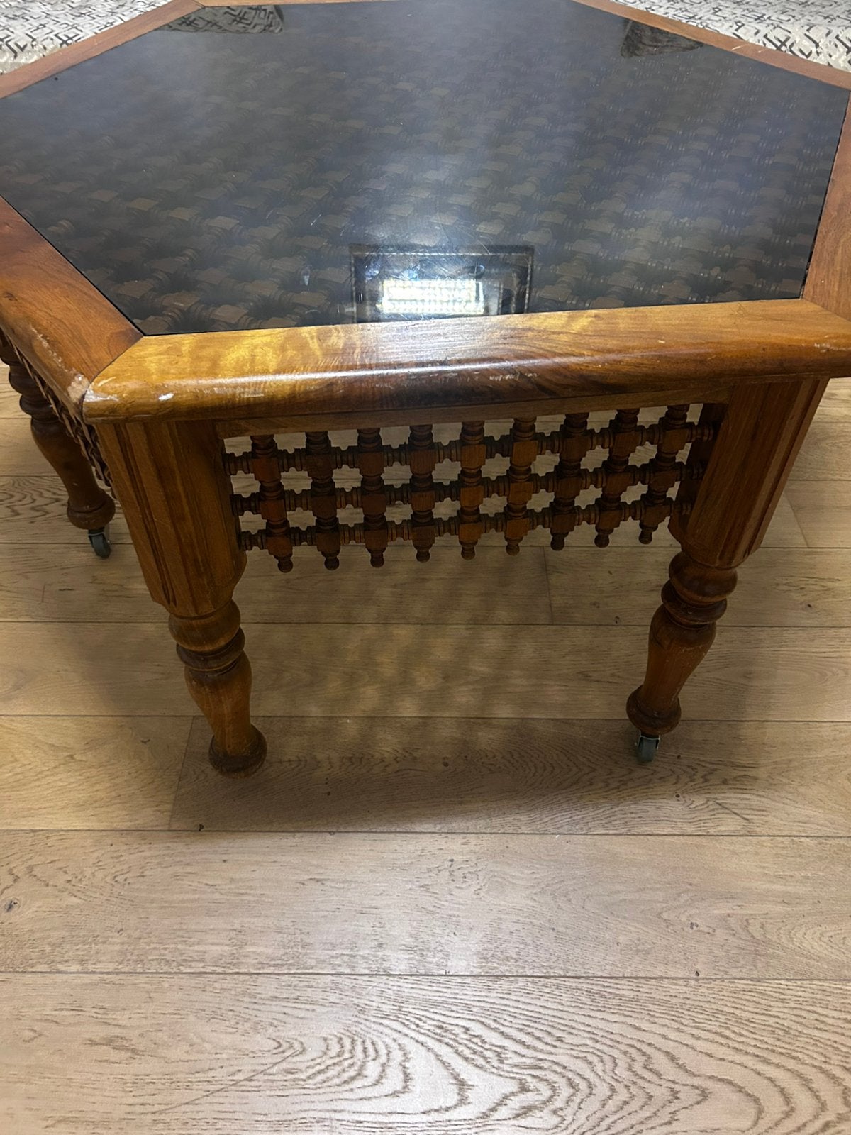 Table sallon en bois, Enlèvement, Utilisé