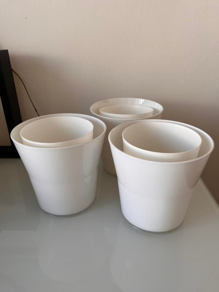 IKEA bloempotten in wit plastiek 3 stuks, Ophalen of Verzenden, Zo goed als nieuw