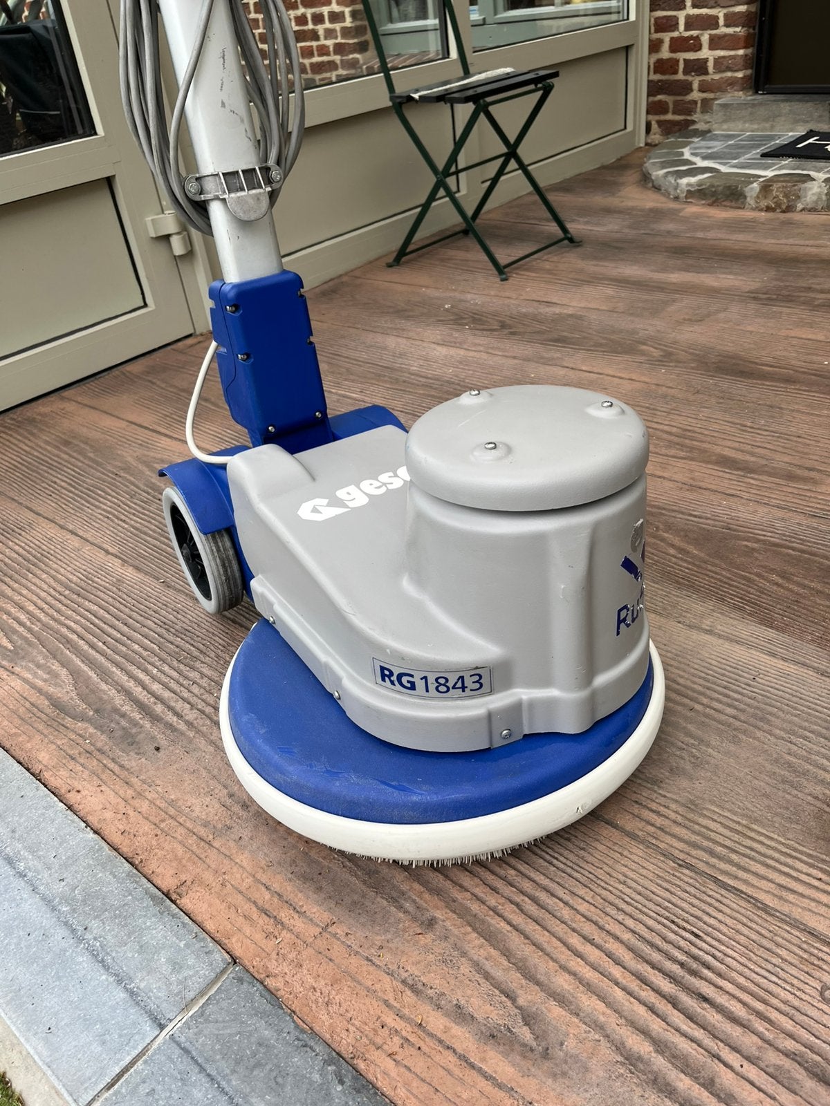 Schrobmachine, Bricolage & Construction, Enlèvement, Comme neuf, Machine de nettoyage à brosse