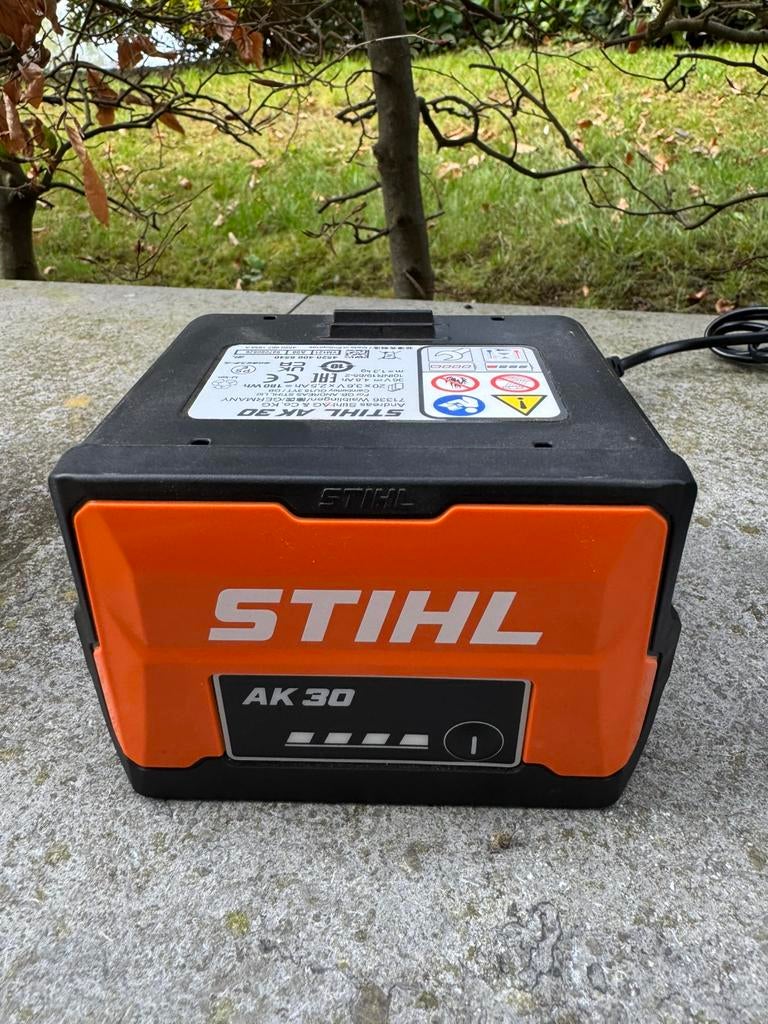 Stihl-batterij, Ophalen of Verzenden, Zo goed als nieuw