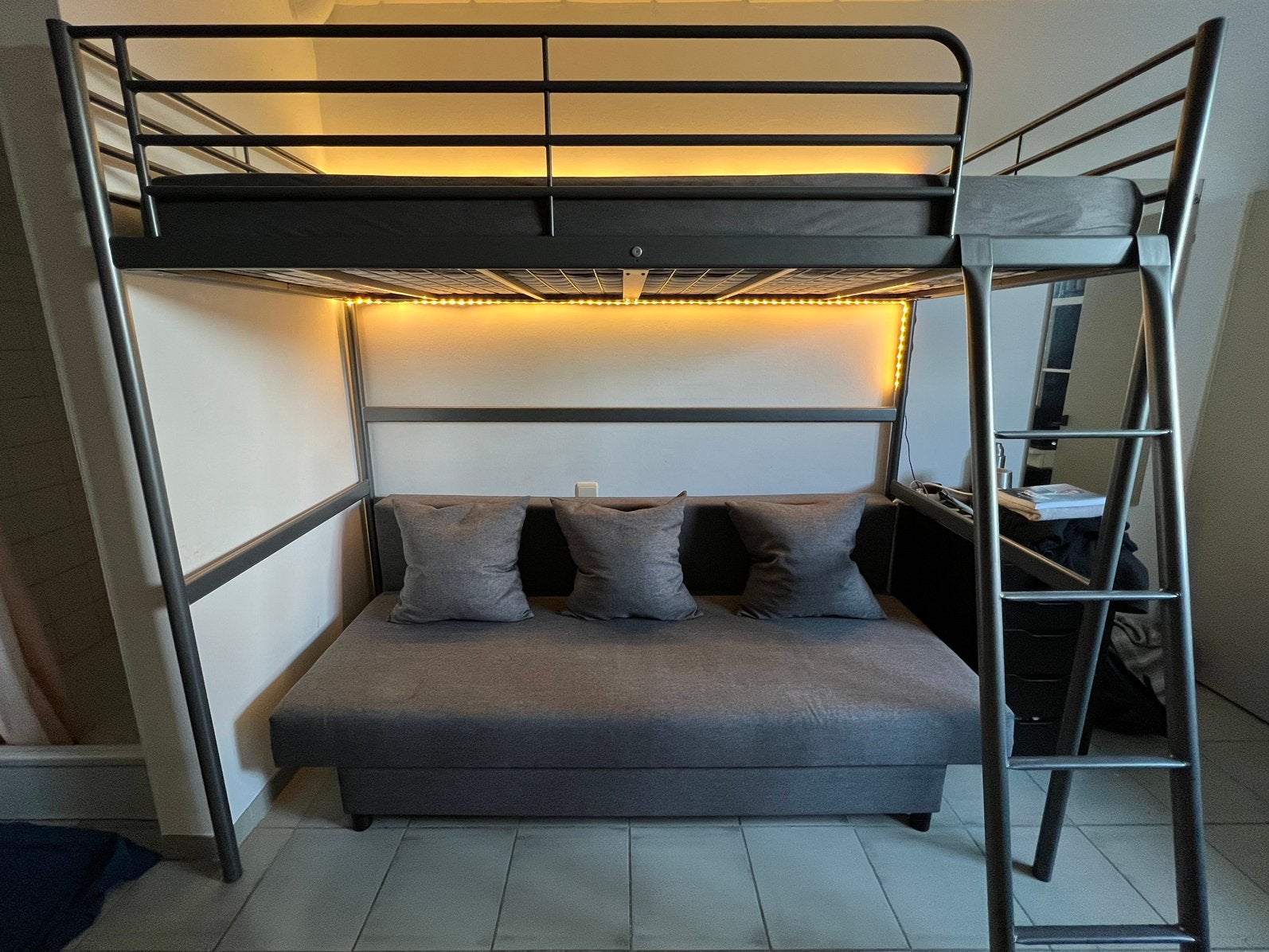 IKEA hoogslaper + zetelbed, Maison & Meubles, Chambre à coucher | Lits superposés & Lits mezzanines, Comme neuf, Lit mezzanine