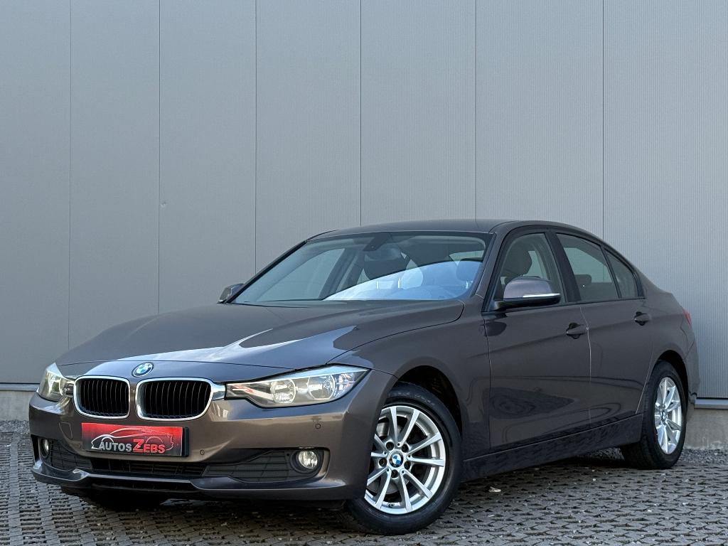 BMW 318 d Cruise Navi Park.Sensor Euro5, Auto's, BMW, Euro 5, 1995 cc, 4 cilinders, Bruin