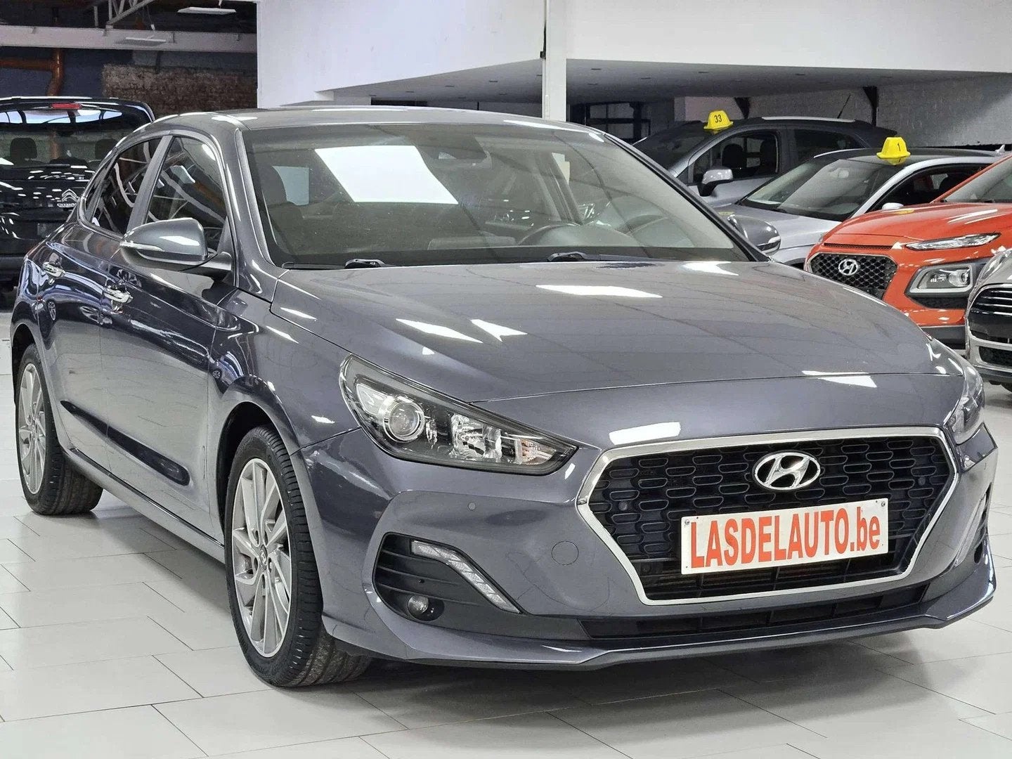 Hyundai i30 1.0 T-GDi Fastback Lane Assist Cruise Start/Stop, Autos, Argent ou Gris, Achat, 998 cm³, Euro 6