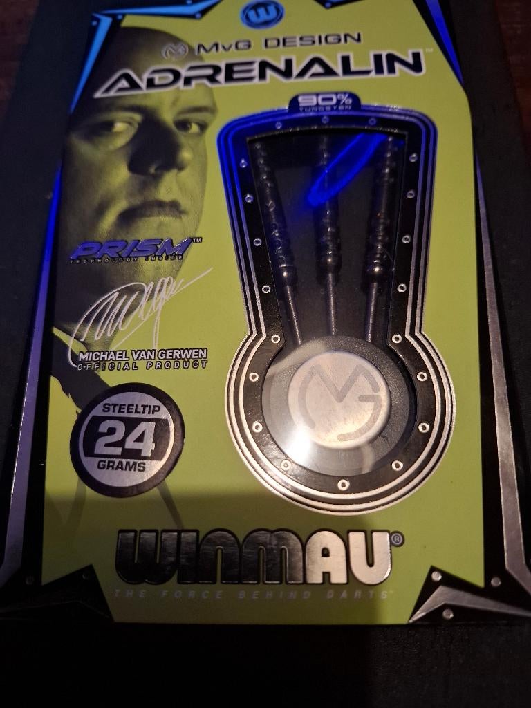 Darts MVG Adrenalin, Sport en Fitness, Darts, Ophalen of Verzenden, Gebruikt, Pijlen