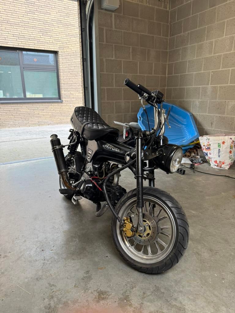 Dax skyteam 90cc met carburateur 19, Ophalen, Zo goed als nieuw