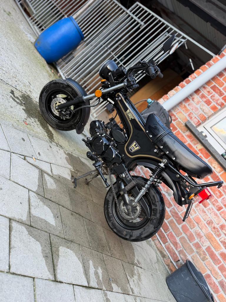 Dax a klasse, Fietsen en Brommers, Ophalen, Zo goed als nieuw