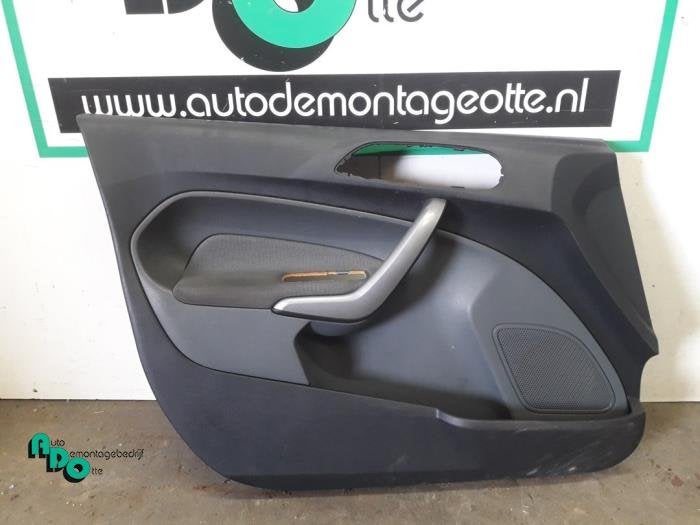 Portierbekleding 4Deurs links-voor van een Ford Fiesta (Fies, Auto-onderdelen, Interieur en Bekleding, Ford, Gebruikt, 3 maanden garantie