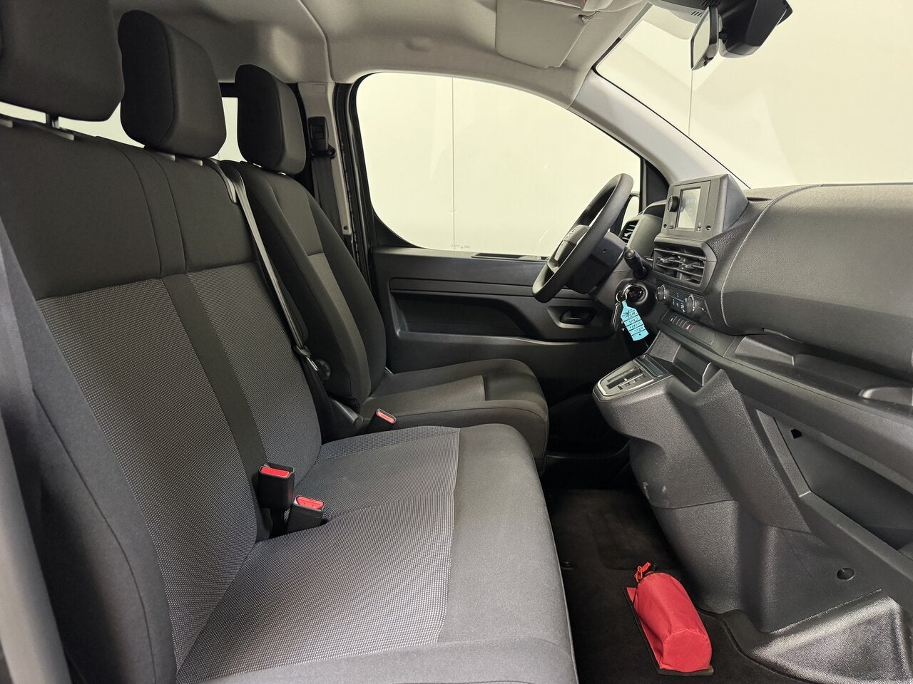 Opel Vivaro 2.0 Diesel Autom. Dub Cab Long - 4 000 KM - Nie, 4 deurs, Euro 6, 0 kg, 131 kW