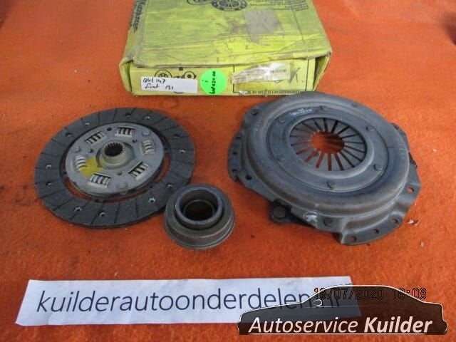 Koppelingset Fiat 131  1,3  1,4 Mirafiori  LUK, Auto-onderdelen, -, -, Nieuw, Ophalen of Verzenden