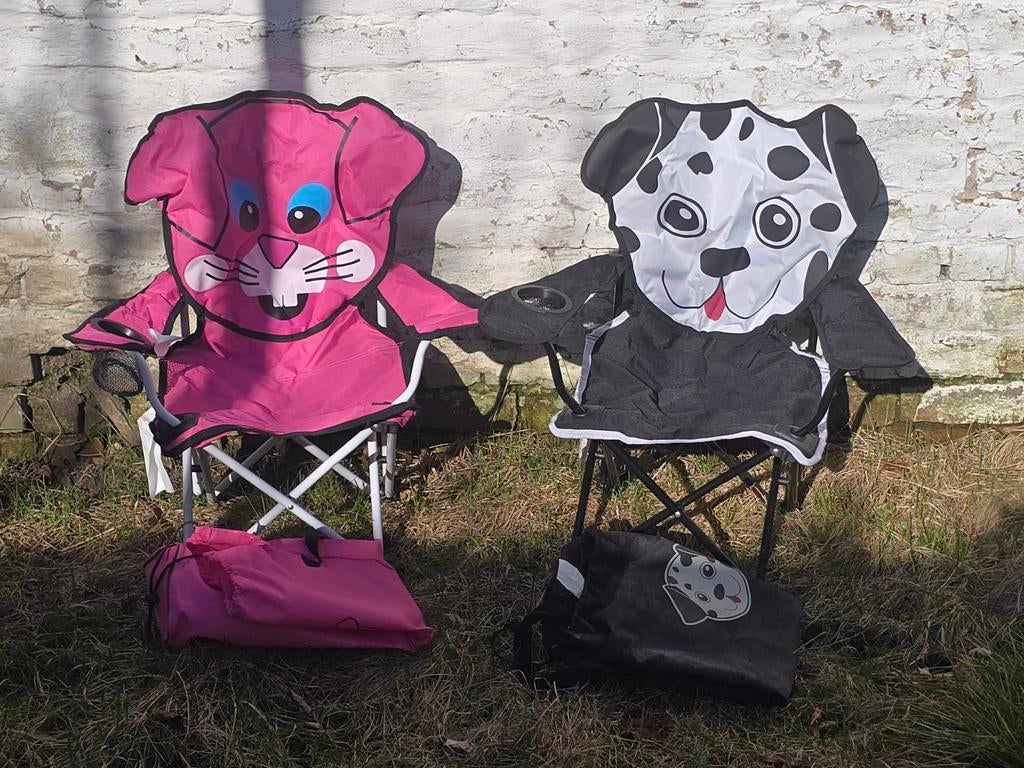 Chaises de camping enfants pliables chien et lapin neuve, Tickets & Billets, Musées