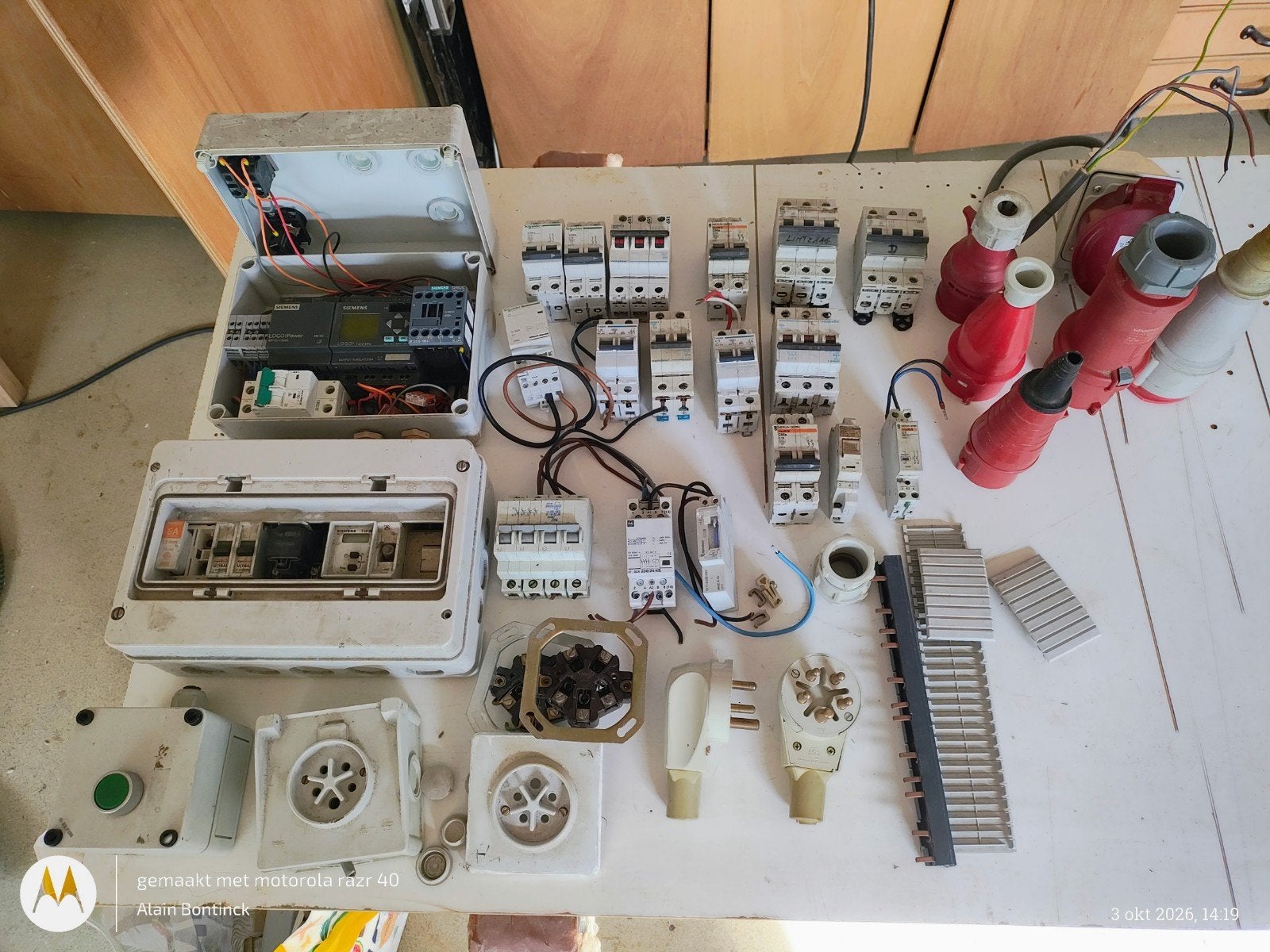 Lot automaten en Siemens LOGO! Schakelkast & PLC en Cee stek, Enlèvement, Utilisé, Siemens, Disjoncteur divisionnaire