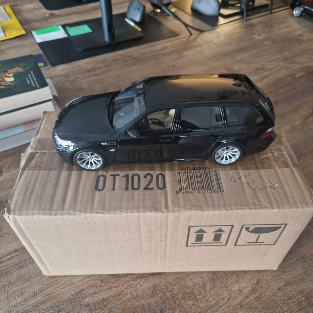 1/18 BMW M5 (E61) - OttoMobile, Hobby & Loisirs créatifs, Voitures miniatures | 1:18, Enlèvement ou Envoi, OttOMobile