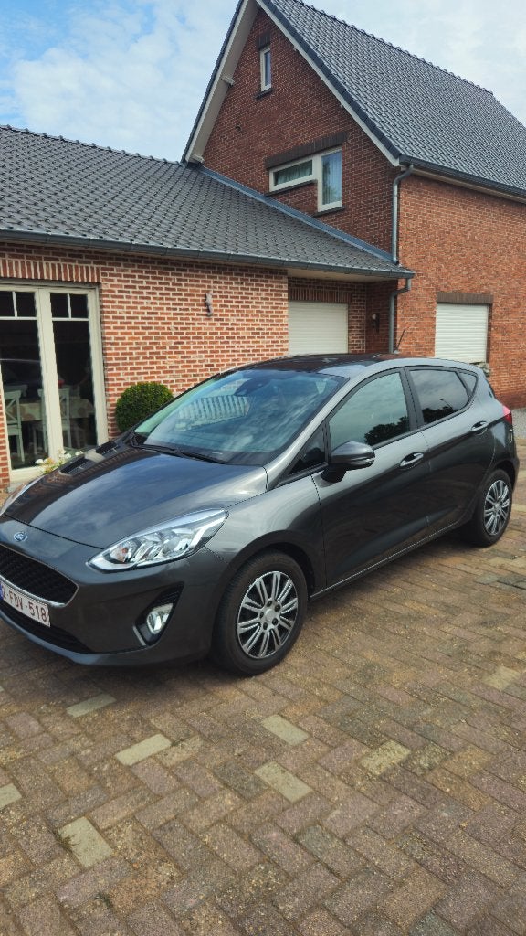 Ford Fiesta 1.1 + set winterbanden, Auto's, Voorwielaandrijving, Stof, Electronic Stability Program (ESP), Handgeschakeld