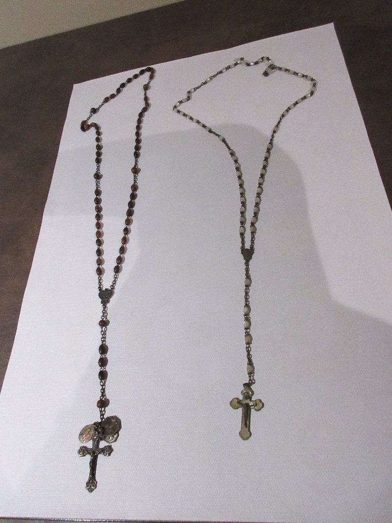 2 magnifiques chapelets religieux, Enlèvement