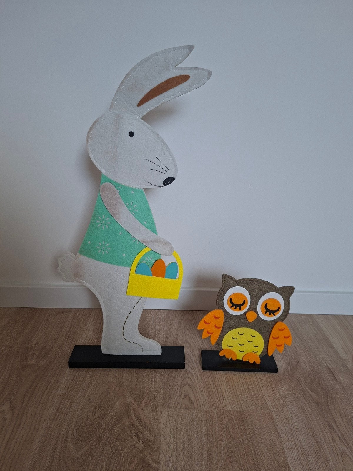 Decoratie paashaas en uil., Ophalen