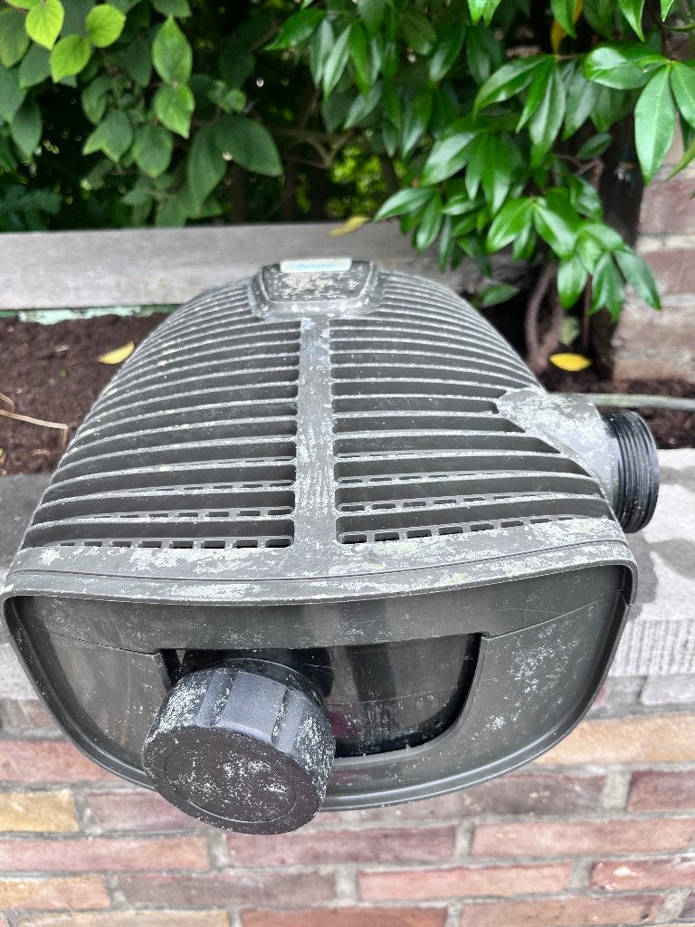 OASE VIJVERPOMP AQUA MAX ECO PREMIUM 4000, Ophalen, Zo goed als nieuw, Vijverpomp