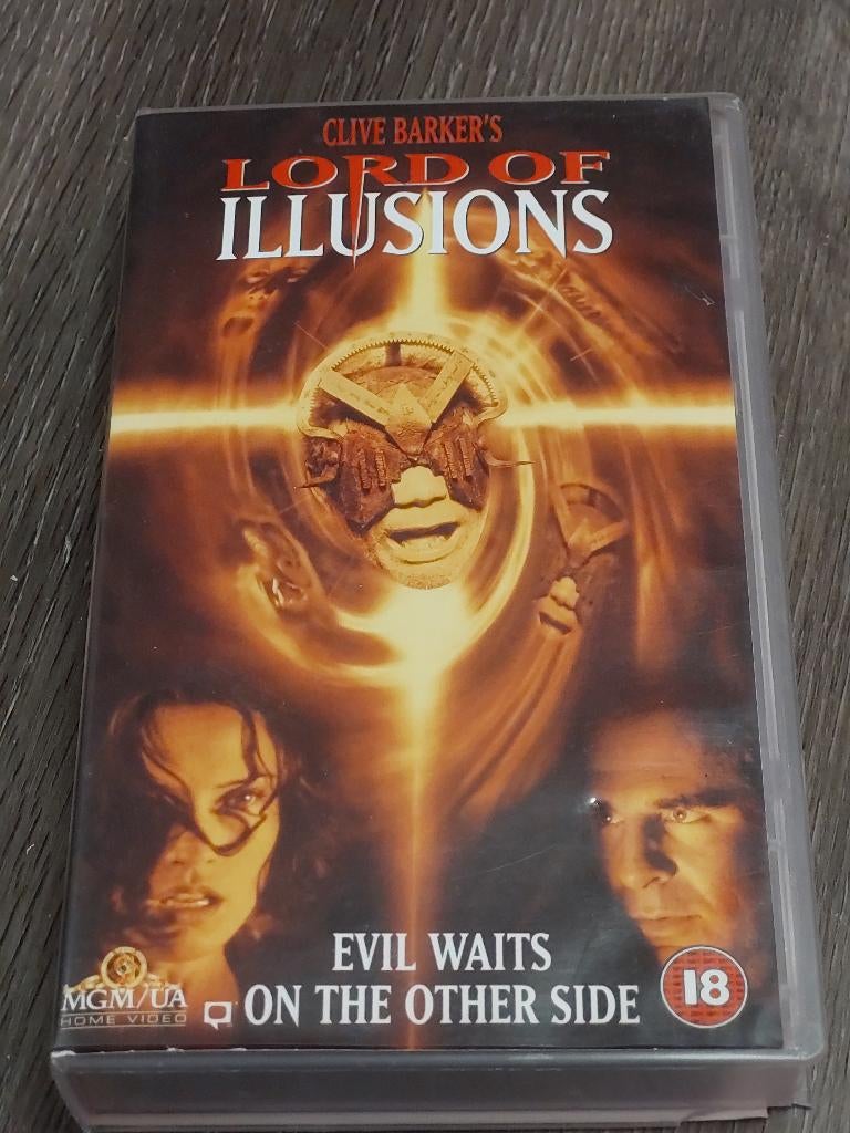 CLIVE BARKER'S LORD OF ILLUSIONS VHS, Ophalen of Verzenden, Gebruikt, Horror