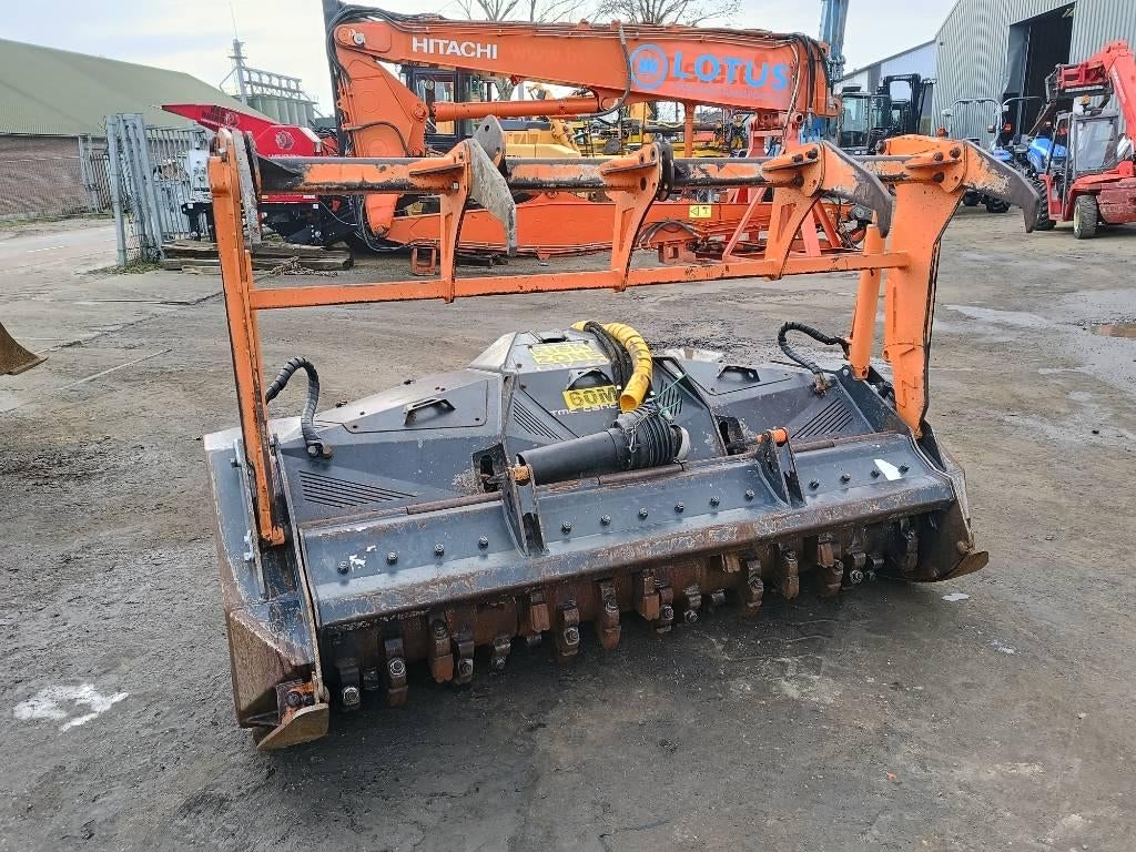 TMC cancela TFK-200 stobbenfrees chipper mulcher P, Zakelijke goederen, Machines en Bouw | Tuin, Park en Bosbouw, Hakselaar