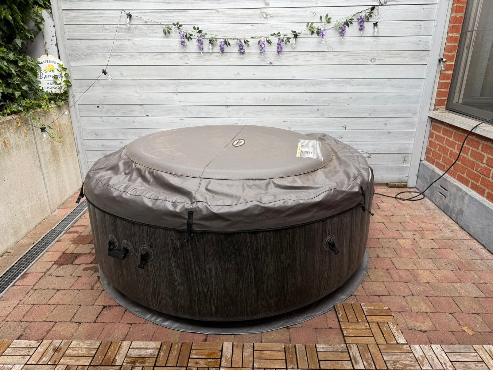 Intex PureSpa greywood Delux - bubbelbad, Tuin en Terras, Ophalen of Verzenden, Gebruikt, Afdekzeil, Opblaasbaar
