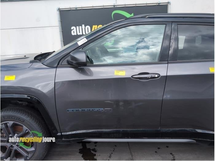 Portier 4Deurs links-voor van een Jeep Compass (099), Jeep, Gebruikt, -, Deur